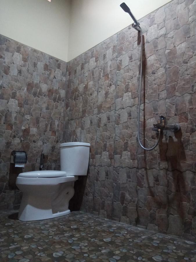 Doeloerkoe Homestay Surakarta (Solo) Exterior foto