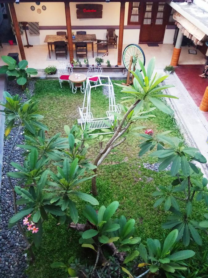 Doeloerkoe Homestay Surakarta (Solo) Exterior foto