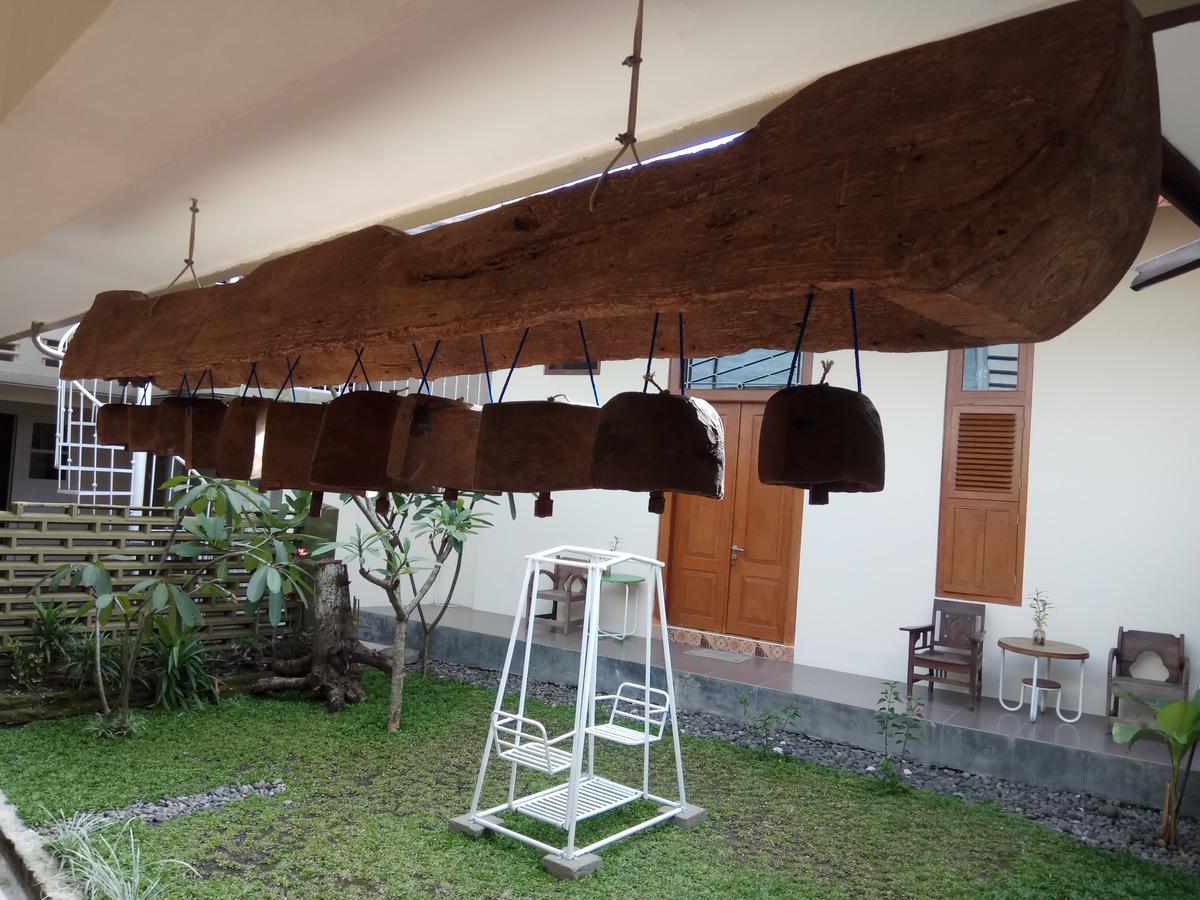 Doeloerkoe Homestay Surakarta (Solo) Exterior foto